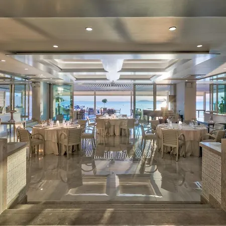 Divani Apollon Palace & Thalasso Resort